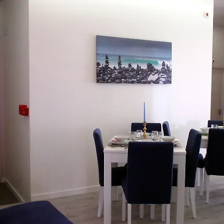 Πανσιόν Inn-chiado Restauradores Prime