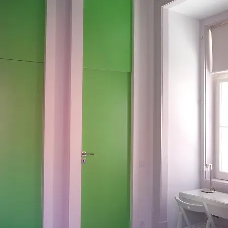 Inn-chiado Restauradores Prime בית הארחה ליסבון