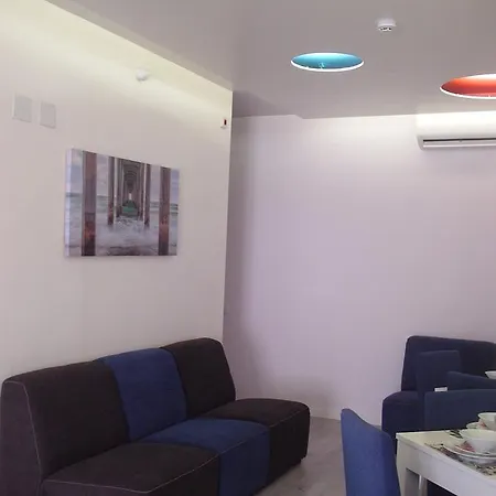 Inn-chiado Restauradores Prime 3* ליסבון